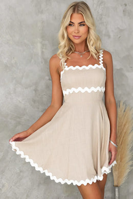 Contrast Square Neck Mini Dress | Forever 40